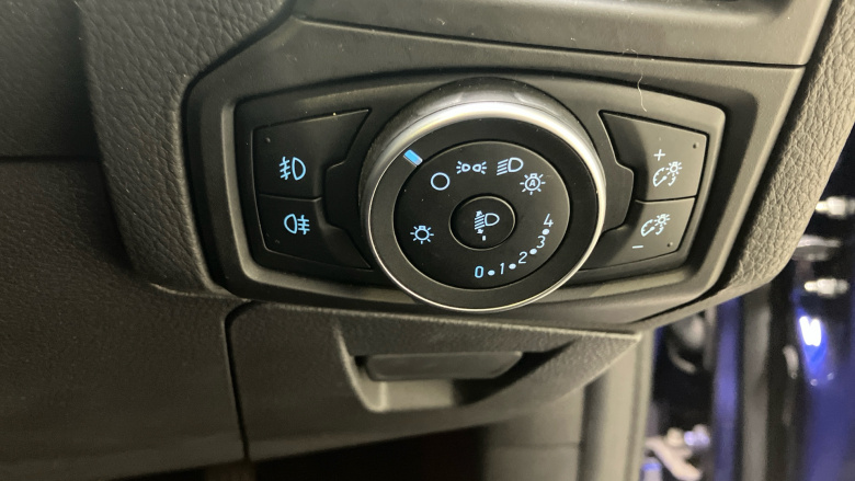 Ford Focus 1.0 EcoBoost 125 Titanium 5dr Petrol Hatchback